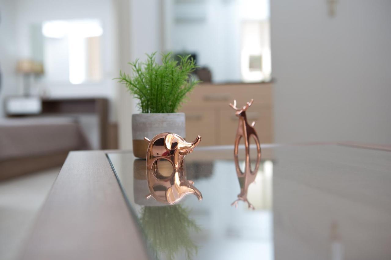 Anemone City Center Apartment Heraklion Exteriör bild