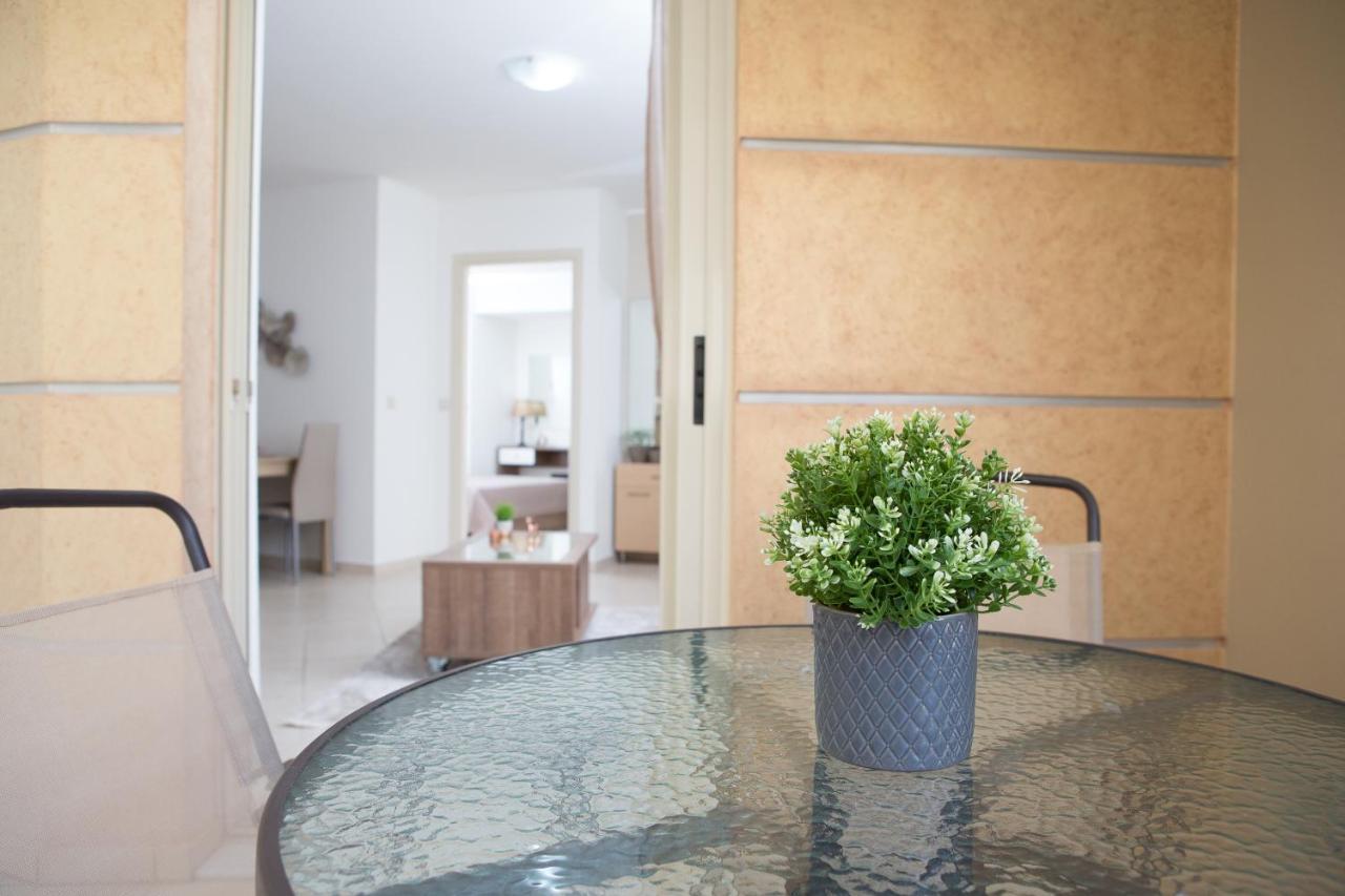 Anemone City Center Apartment Heraklion Exteriör bild